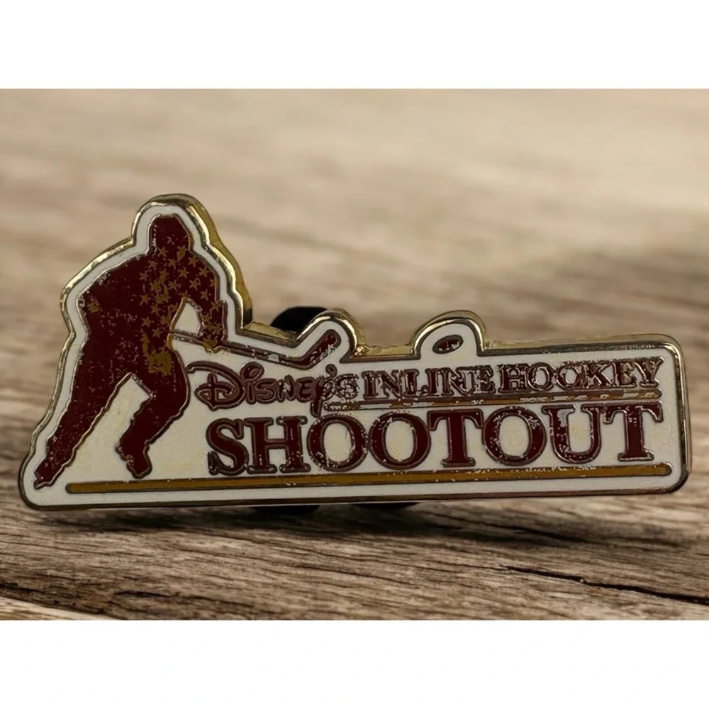 Disney pin Inline Hockey Shootout Trading Pins 2007‎